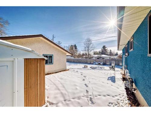 1960 Cottonwood Crescent Se, Calgary, AB - Outdoor With Exterior