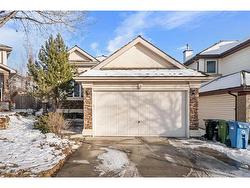 8 Springbank Court SW Calgary, AB T3H 3S8