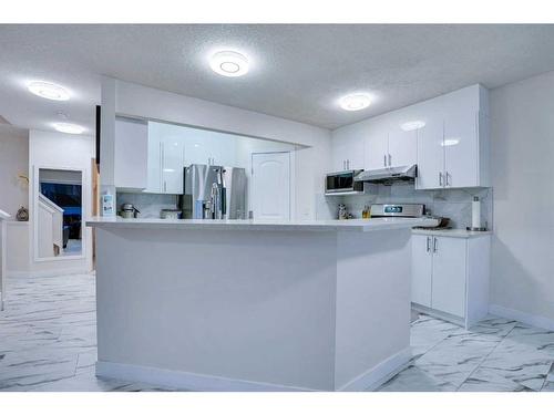 143 Taralake Way Ne, Calgary, AB - Indoor Photo Showing Kitchen