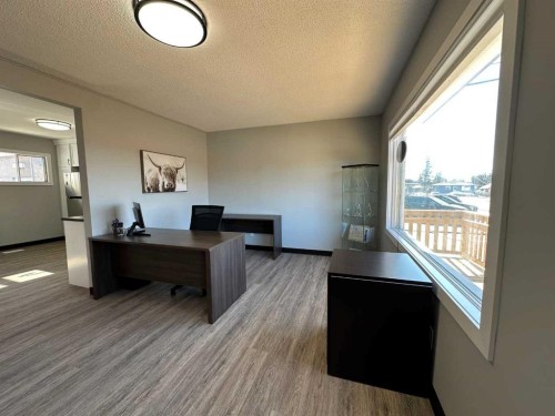 4517 55 Ave, Olds, AB 