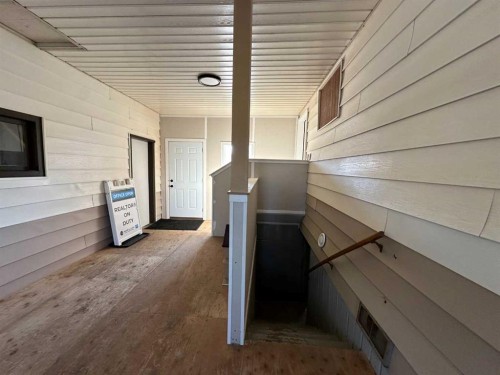 4517 55 Ave, Olds, AB 