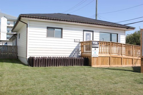 4517 55 Ave, Olds, AB 