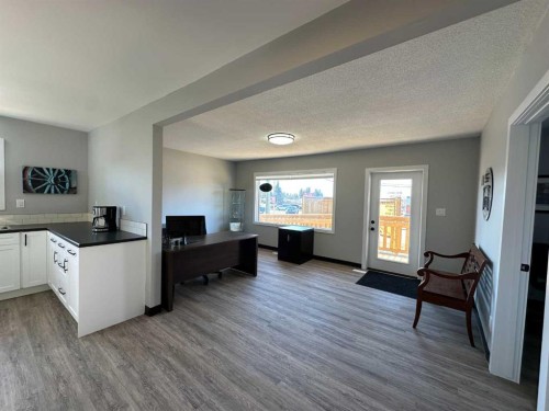 4517 55 Ave, Olds, AB 