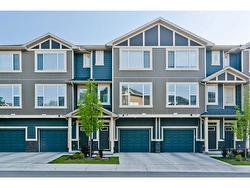 552 Panatella Walk NW Calgary, AB T3K 0Z4