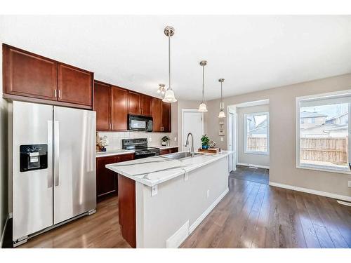 69 New Brighton Green Se, Calgary, AB - Indoor Photo Showing Kitchen