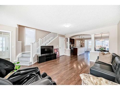 69 New Brighton Green Se, Calgary, AB - Indoor Photo Showing Living Room