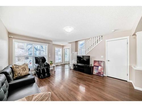 69 New Brighton Green Se, Calgary, AB - Indoor Photo Showing Living Room