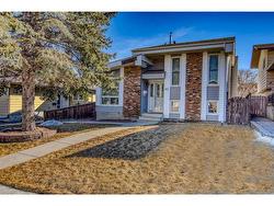 40 Beddington Circle NE Calgary, AB T3K 1K6