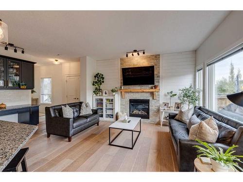 109 Evanspark Gardens Nw, Calgary, AB - Indoor Photo Showing Living Room With Fireplace