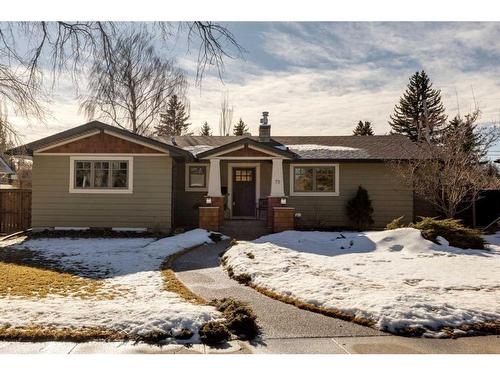 73 Holden Road Sw, Calgary, AB - Outdoor