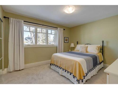 73 Holden Road Sw, Calgary, AB - Indoor Photo Showing Bedroom