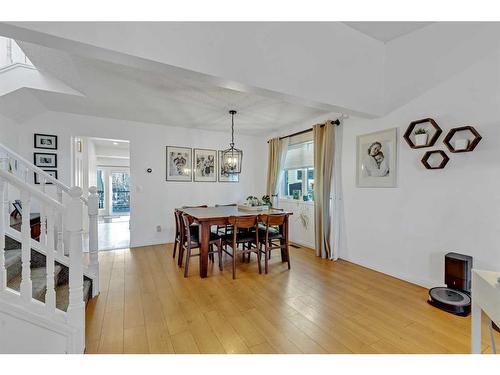 39 Macewan Glen Way Nw, Calgary, AB - Indoor Photo Showing Dining Room