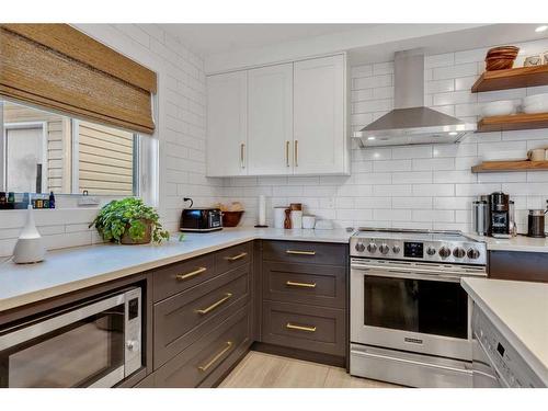 39 Macewan Glen Way Nw, Calgary, AB - Indoor Photo Showing Kitchen With Stainless Steel Kitchen With Upgraded Kitchen