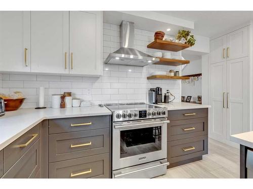 39 Macewan Glen Way Nw, Calgary, AB - Indoor Photo Showing Kitchen With Upgraded Kitchen