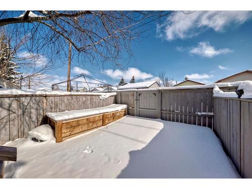 58 Erin Woods Court Se, Calgary, AB - Outdoor