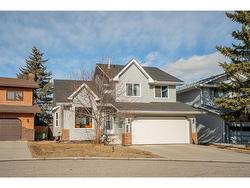 164 Sandpiper Circle NW Calgary, AB T3K 3M5