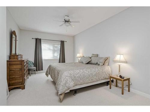 103 Bridle Estates Mews Sw, Calgary, AB - Indoor Photo Showing Bedroom