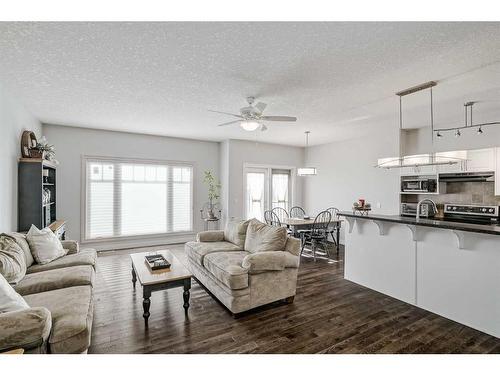 103 Bridle Estates Mews Sw, Calgary, AB - Indoor Photo Showing Living Room