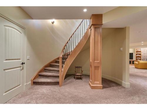 2609 7 Avenue Nw, Calgary, AB - Indoor Photo Showing Other Room