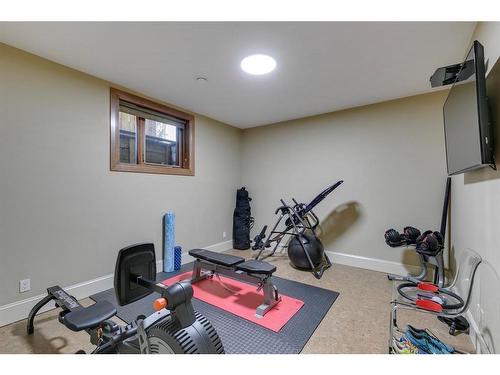 2609 7 Avenue Nw, Calgary, AB - Indoor