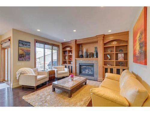 2609 7 Avenue Nw, Calgary, AB - Indoor Photo Showing Living Room With Fireplace