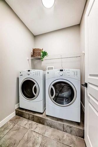 29 Silverado Skies Drive Sw, Calgary, AB - Indoor Photo Showing Laundry Room