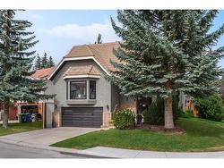 503 Coach Light Bay SW Calgary, AB T3H 1Y5