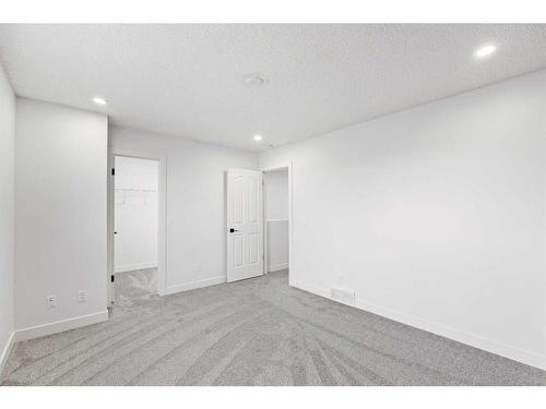 16 Erin Circle Se, Calgary, AB - Indoor Photo Showing Other Room