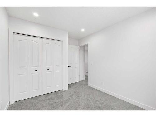 16 Erin Circle Se, Calgary, AB - Indoor