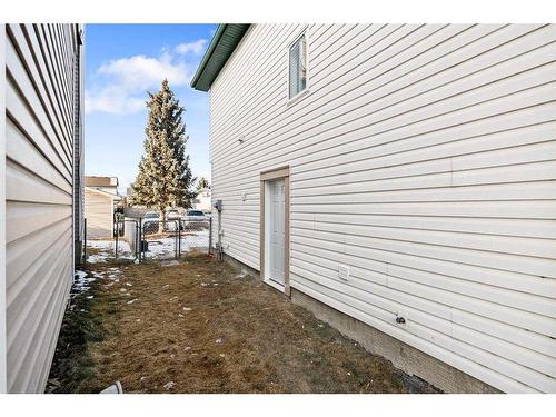 16 Erin Circle Se, Calgary, AB - Outdoor With Exterior