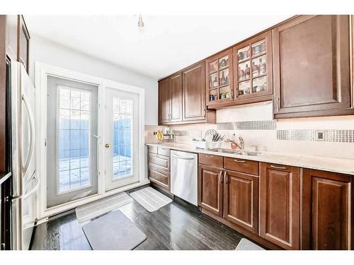 2310 14A Street Sw, Calgary, AB - Indoor Photo Showing Kitchen With Double Sink