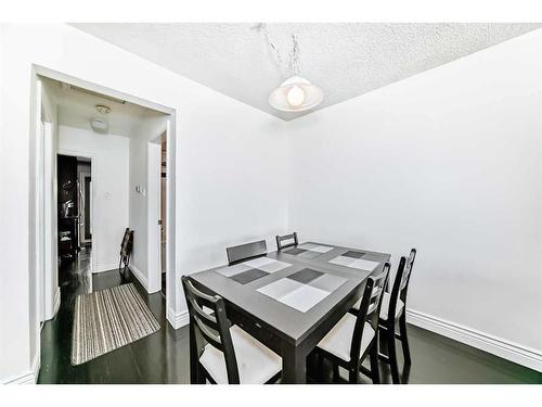 2310 14A Street Sw, Calgary, AB - Indoor Photo Showing Dining Room