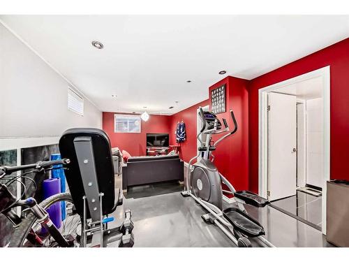 2310 14A Street Sw, Calgary, AB - Indoor Photo Showing Gym Room