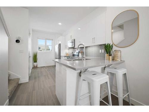 400 Walden Parade Se, Calgary, AB - Indoor Photo Showing Kitchen