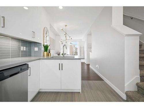 400 Walden Parade Se, Calgary, AB - Indoor Photo Showing Kitchen