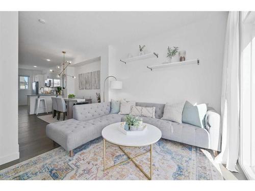 400 Walden Parade Se, Calgary, AB - Indoor Photo Showing Living Room