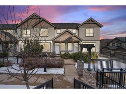 231 Kincora Lane NW Calgary, AB T3R 0G7