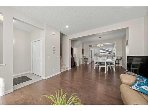 116 New Brighton Grove Se, Calgary, AB - Indoor Photo Showing Other Room