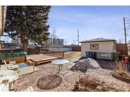 13 Manor Road Sw, Calgary, AB - Outdoor