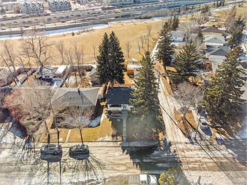 13 Manor Road Sw, Calgary, AB - Outdoor With View