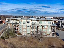 122-707 4 Street NE Calgary, AB T4C 3S7