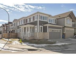 13 Cityside Way NE Calgary, AB T3N 1J4