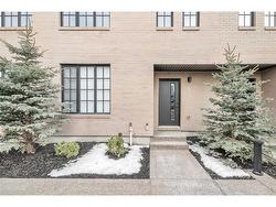 412-8155 8 Avenue SW Calgary, AB T3H 6H9