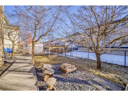 39 Weston Rise Sw, Calgary, AB - Outdoor