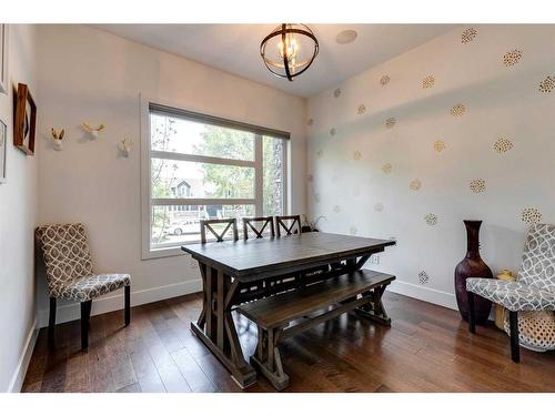 2033 45 Avenue Sw, Calgary, AB - Indoor Photo Showing Dining Room