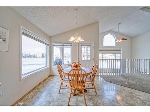 128 Coral Shores Cape Ne, Calgary, AB - Indoor Photo Showing Dining Room