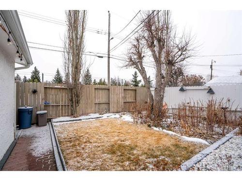 379 Westwood Drive Sw, Calgary, AB - Outdoor