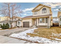 261 Sandstone Drive NW Calgary, AB T3K 3R6