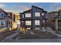 495 Tekarra Drive NW Calgary, AB T3R 2G4