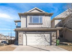 69 Pantego Hill NW Calgary, AB T3K 0B7